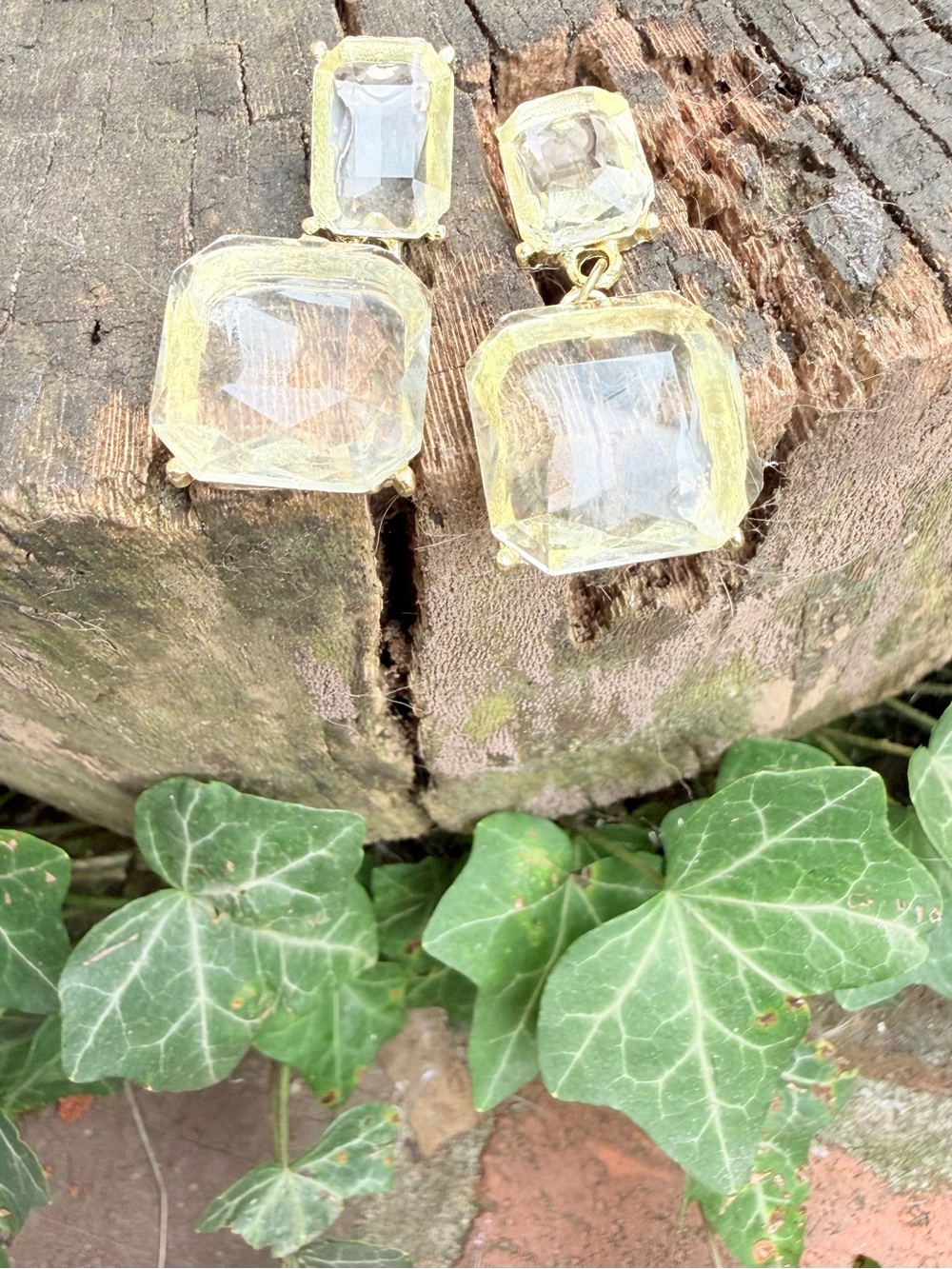 🧊 Gold-Tone Clear Crystal Ice Cube Drop Earrings - Women Jewelry - Picture 4 of 9